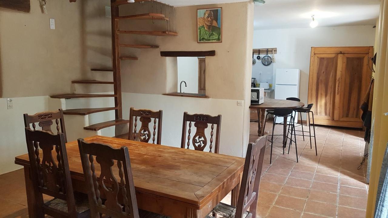 Maison Isolee Dans Les Vignes Et Les Bois Valady 外观 照片